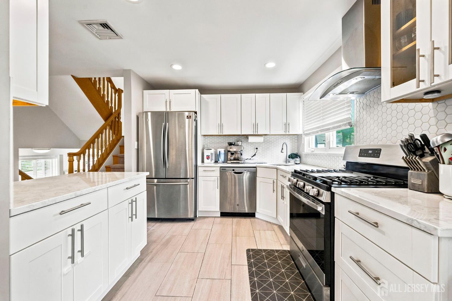 9 Meyer Road Edison NJ 08817
