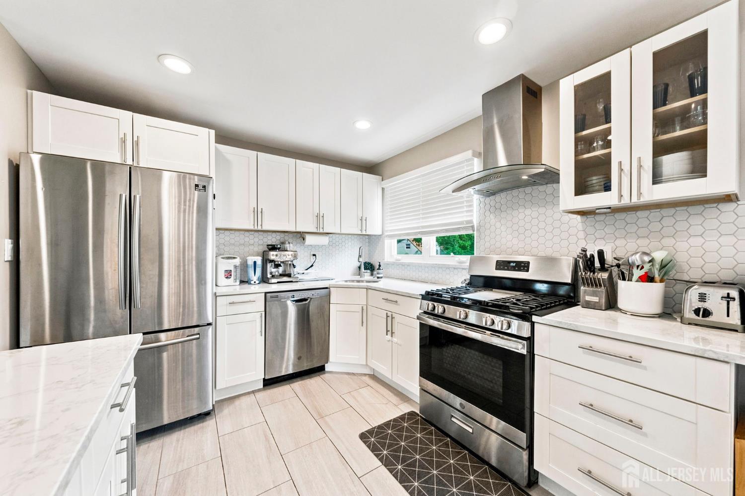9 Meyer Road Edison NJ 08817