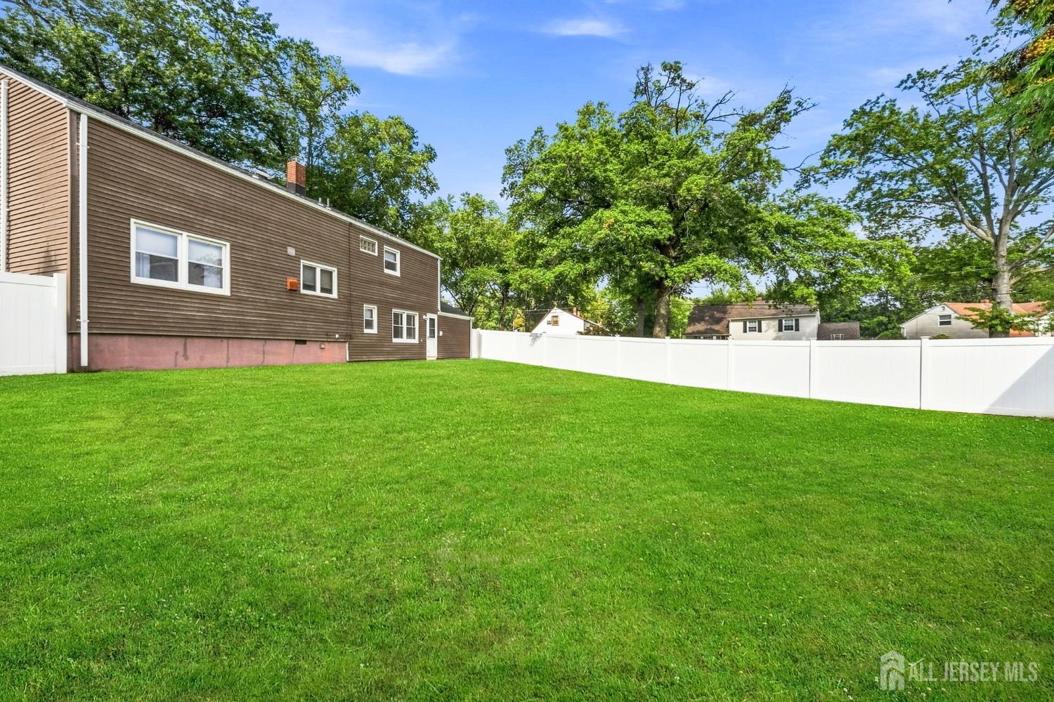 9 Meyer Road Edison NJ 08817