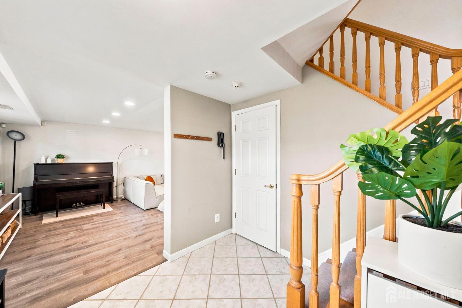 9 Meyer Road Edison NJ 08817