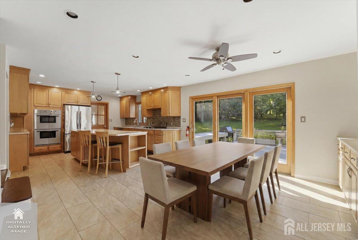 6 King Arthurs Court Edison NJ 08820