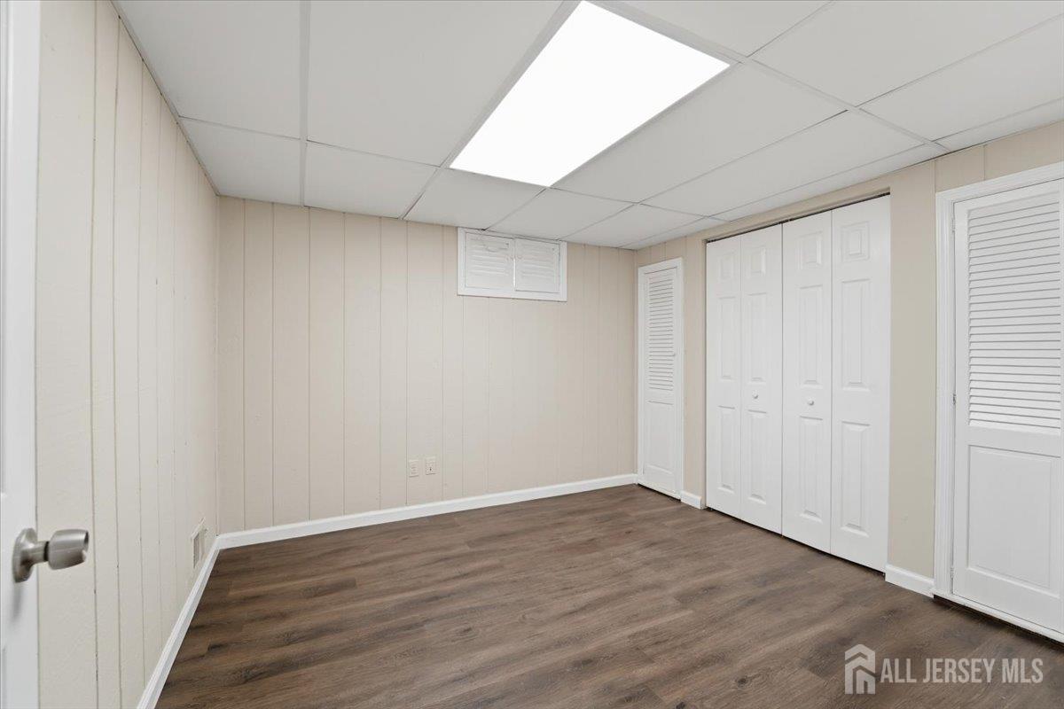 6 King Arthurs Court Edison NJ 08820