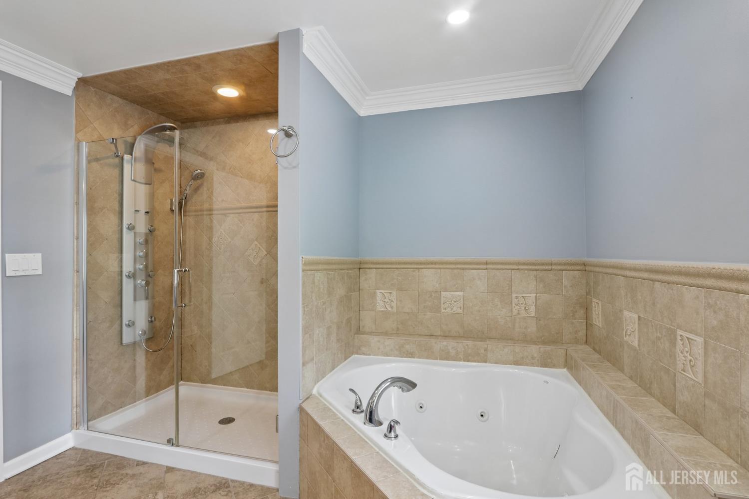15 Douglas Avenue Hamilton NJ 08619