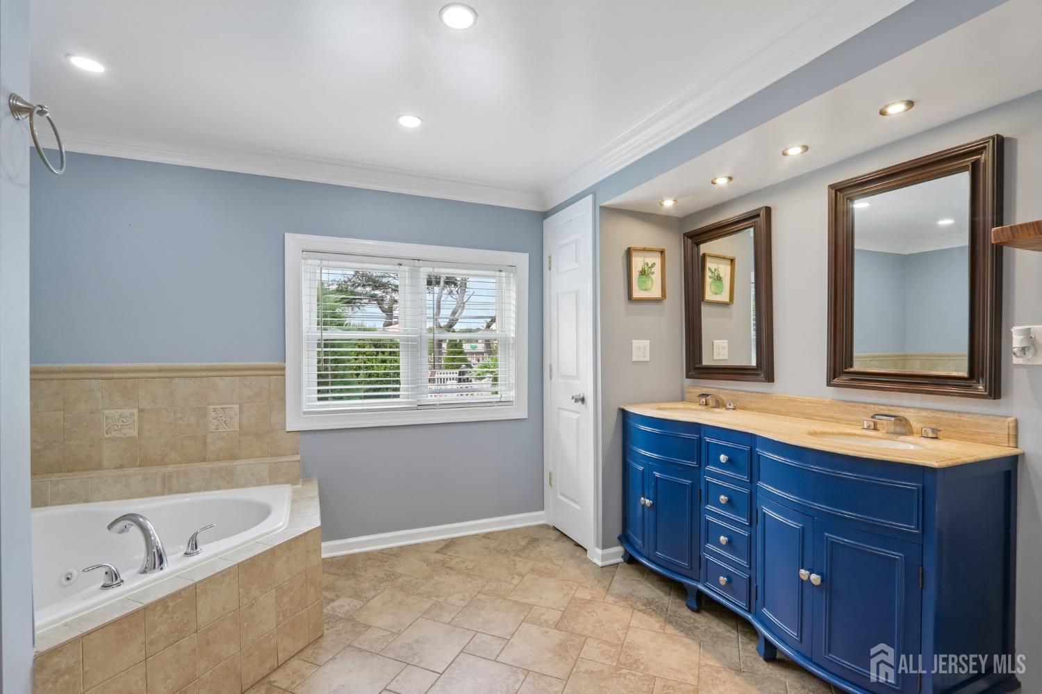 15 Douglas Avenue Hamilton NJ 08619