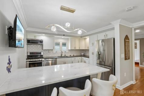 15 Douglas Avenue Hamilton NJ 08619