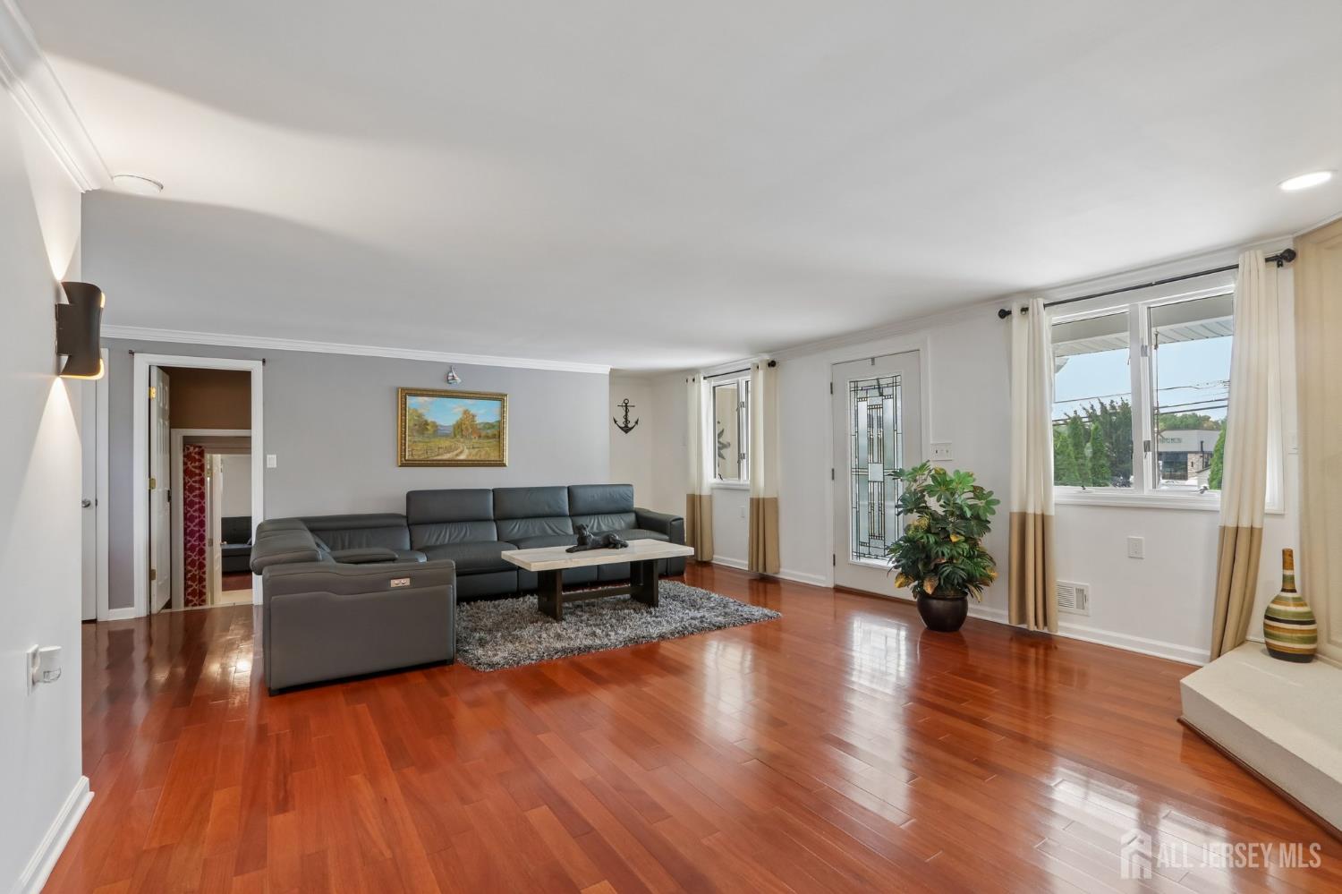 15 Douglas Avenue Hamilton NJ 08619