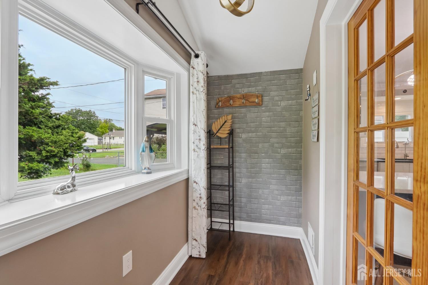 15 Douglas Avenue Hamilton NJ 08619