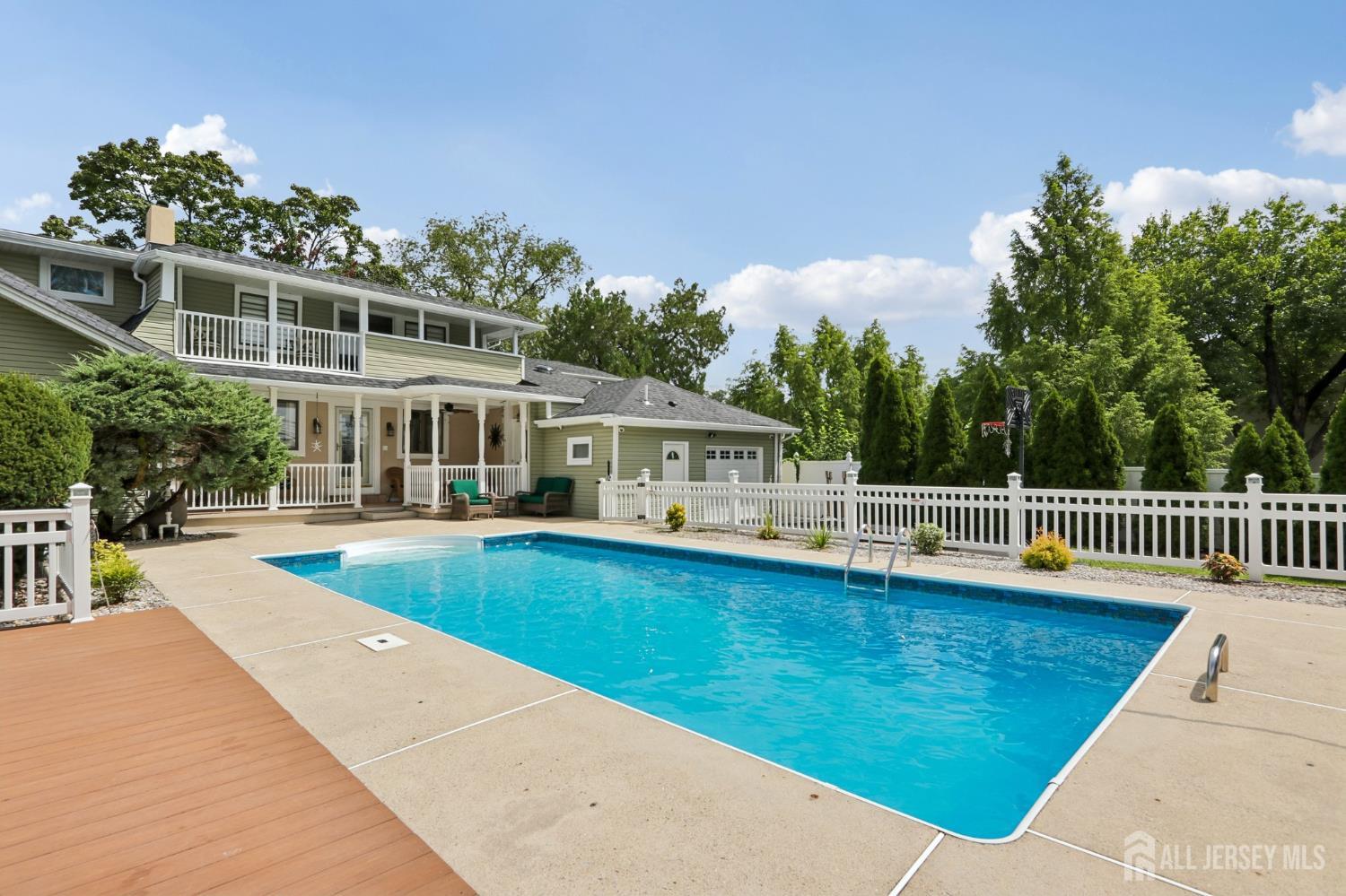 15 Douglas Avenue Hamilton NJ 08619