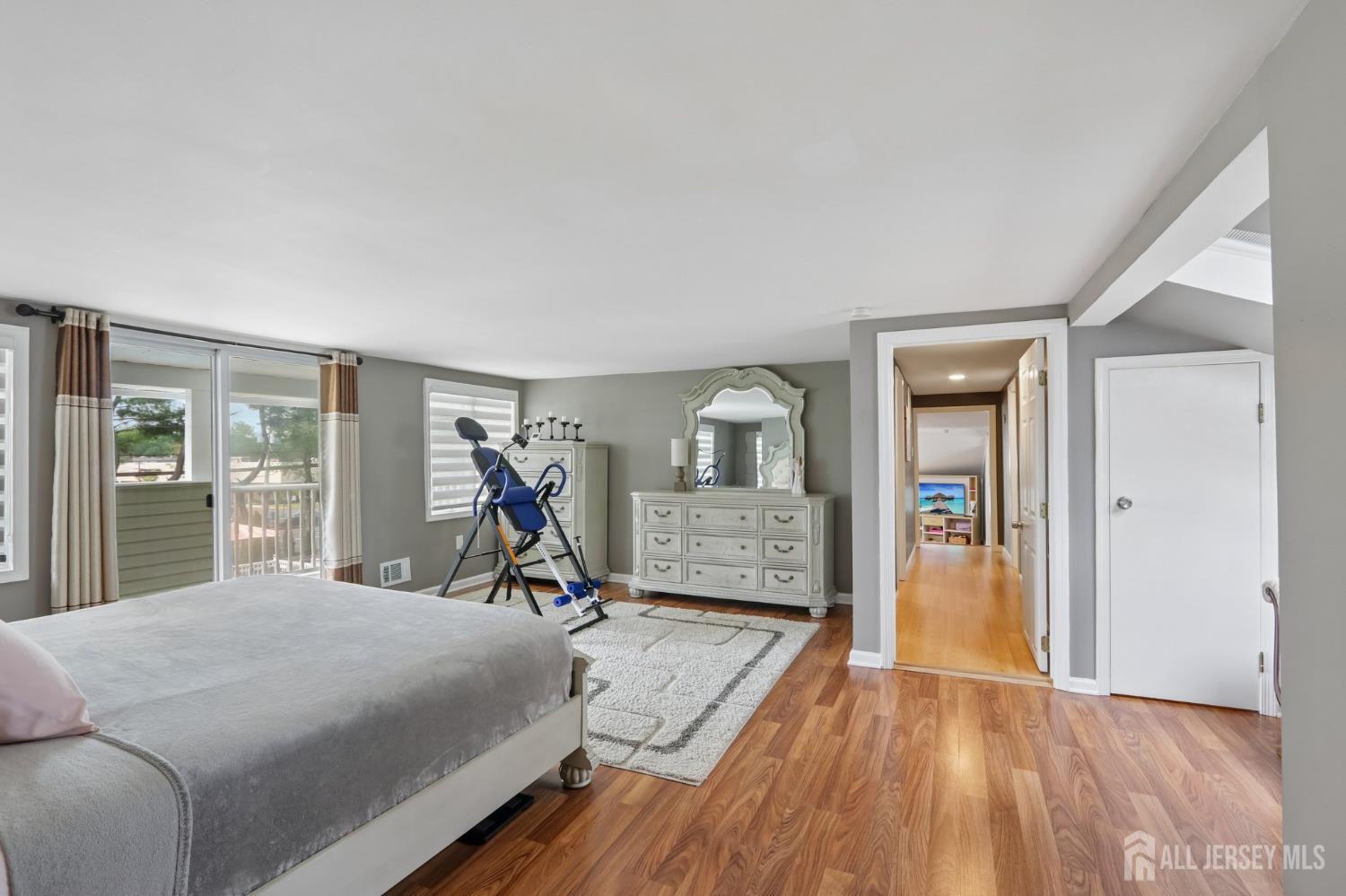 15 Douglas Avenue Hamilton NJ 08619