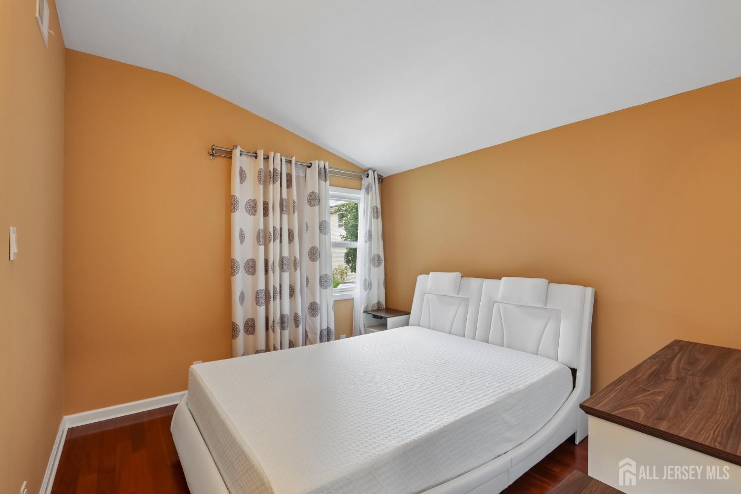15 Douglas Avenue Hamilton NJ 08619