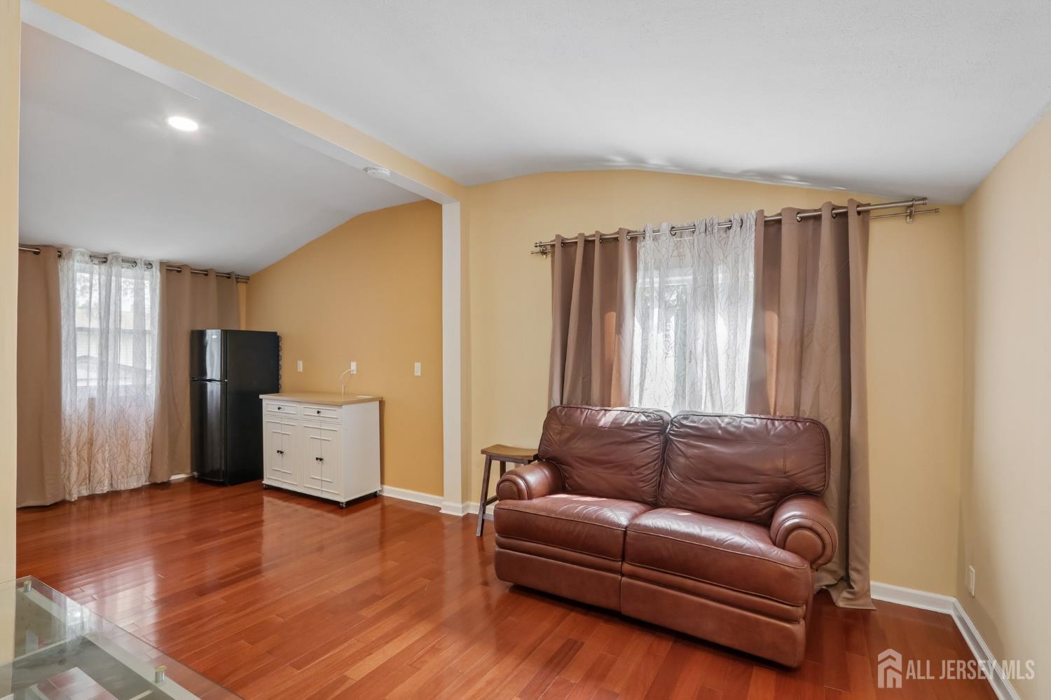 15 Douglas Avenue Hamilton NJ 08619