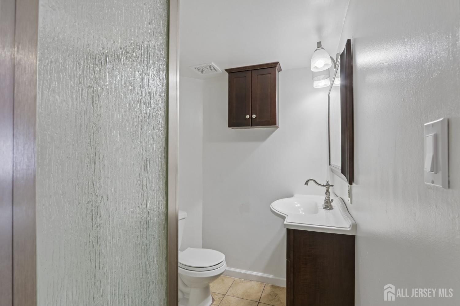 15 Douglas Avenue Hamilton NJ 08619