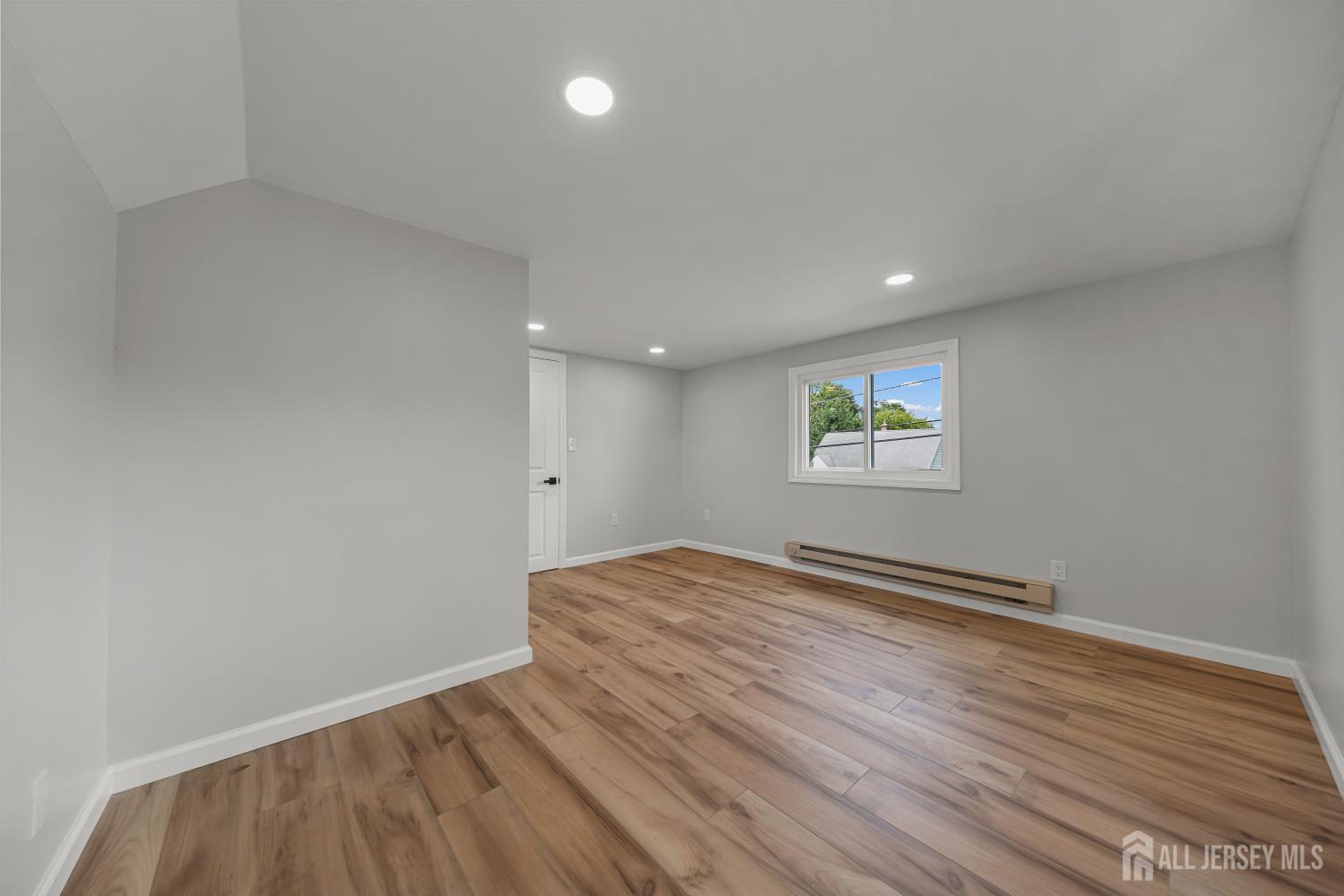 24 Morgan Drive Edison NJ 08817