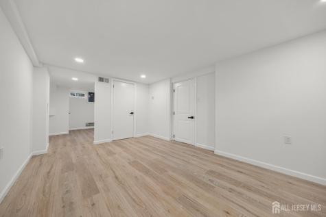 24 Morgan Drive Edison NJ 08817