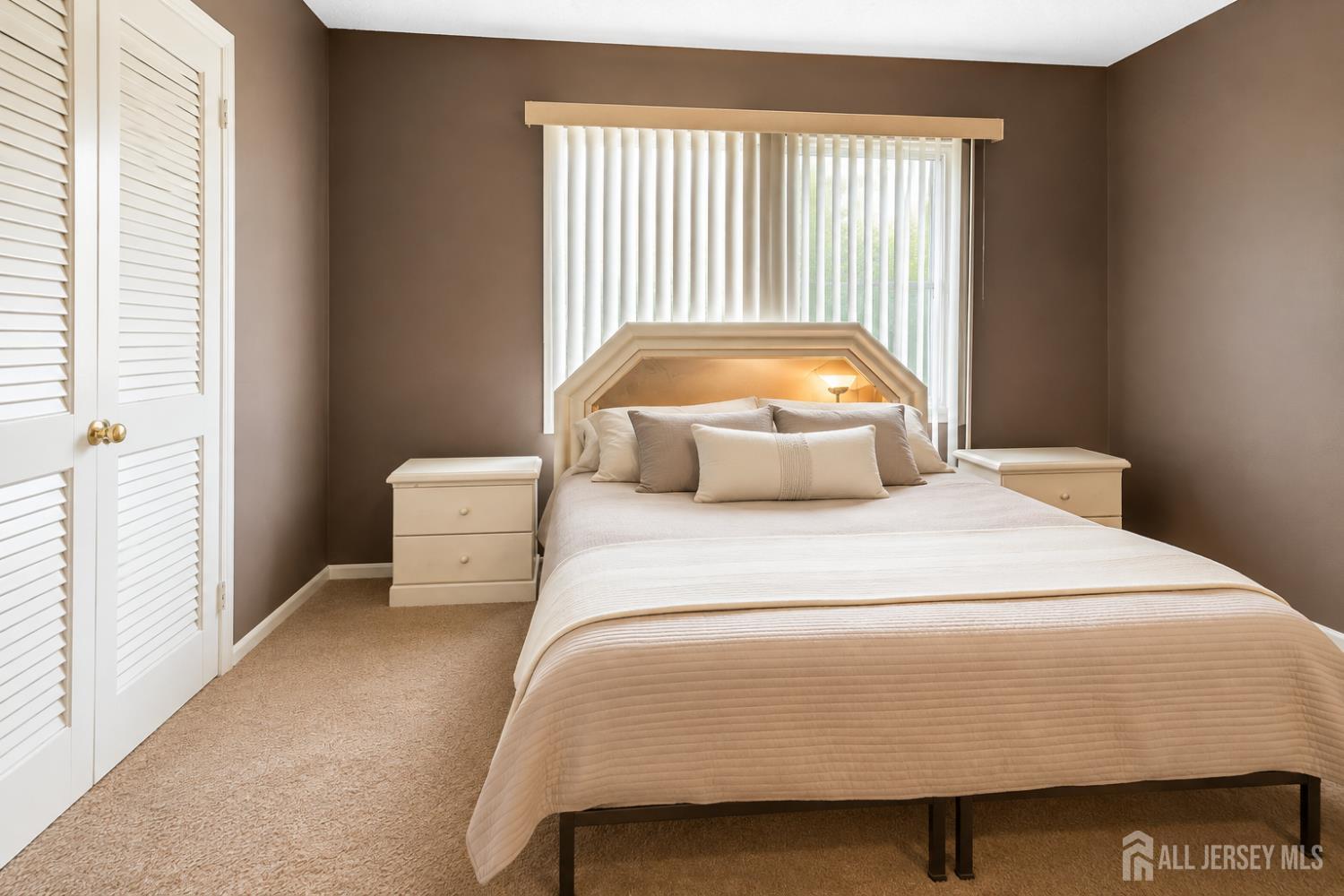 14 Dogwood Court Jamesburg NJ 08831