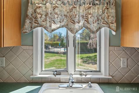 46 Hosford Avenue Leonardo NJ 07737