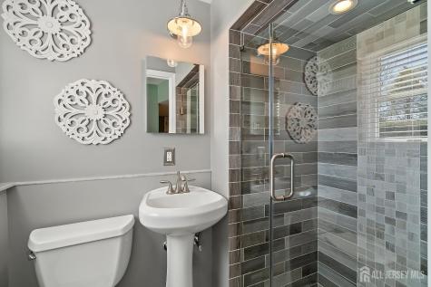 46 Hosford Avenue Leonardo NJ 07737