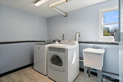 46 Hosford Avenue Leonardo NJ 07737