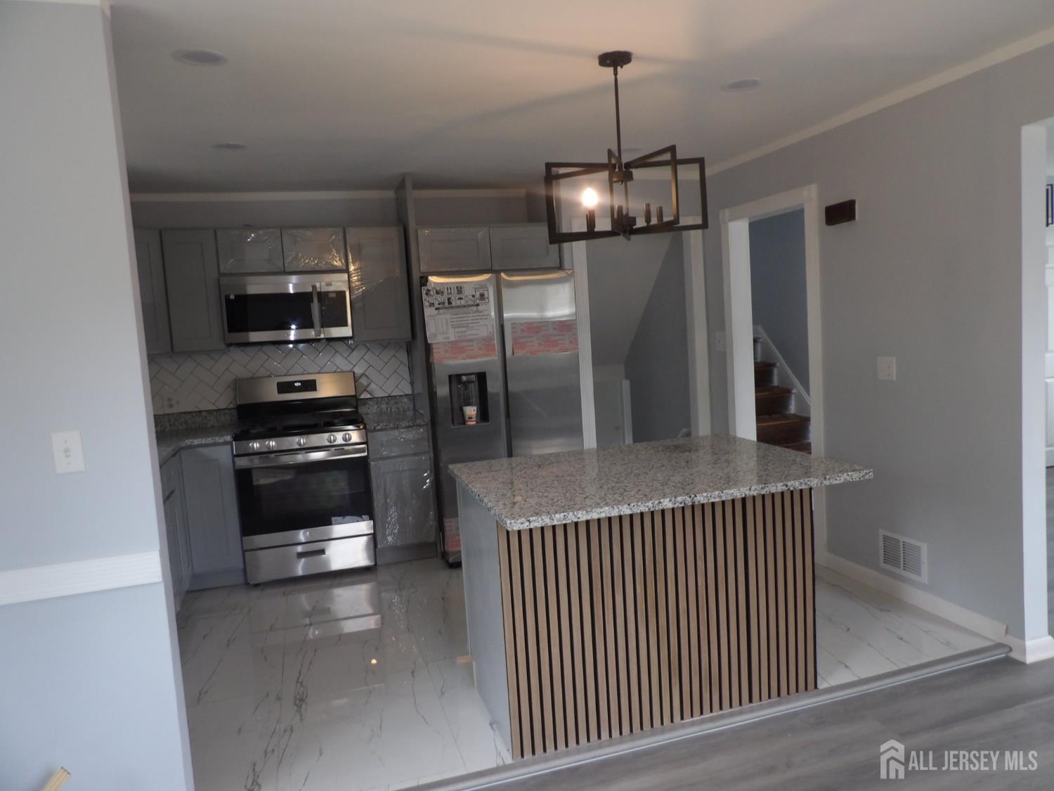 4 Kelly Court Mount Holly NJ 08860