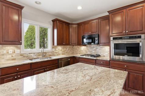 14 E Barnyard Court Plainsboro NJ 08536