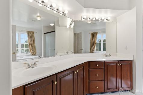 14 E Barnyard Court Plainsboro NJ 08536