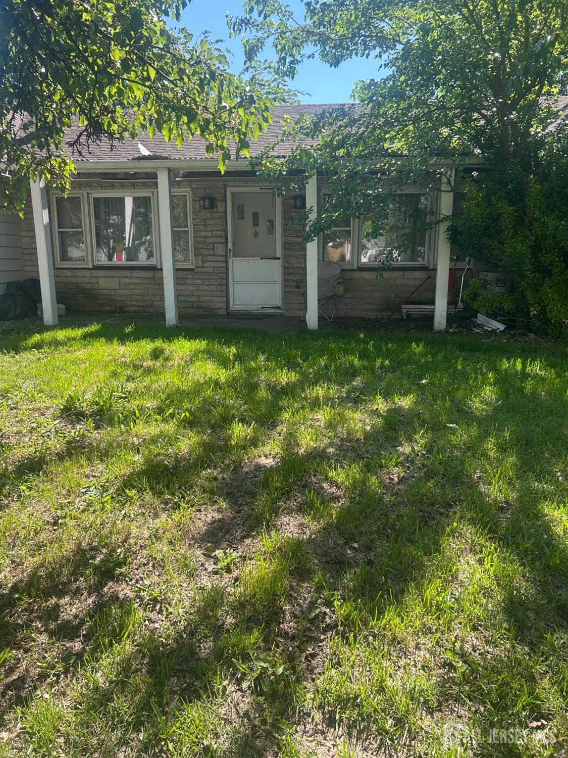 20 Orchard Street Carteret NJ 07008