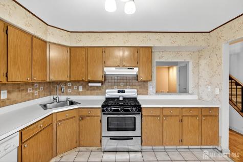 8 Marc Drive South Brunswick NJ 08810