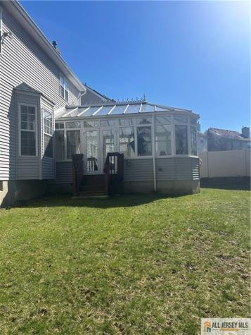 17 Heritage Drive South River NJ 08882