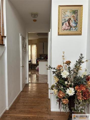 17 Heritage Drive South River NJ 08882