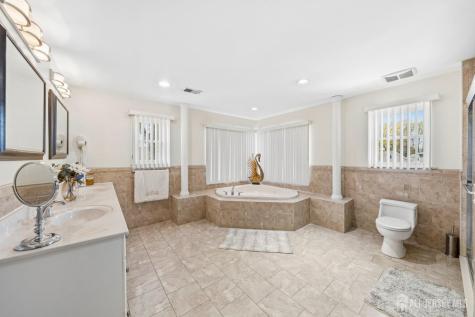 13 W 5th Avenue Linden NJ 07036