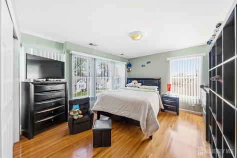 13 W 5th Avenue Linden NJ 07036