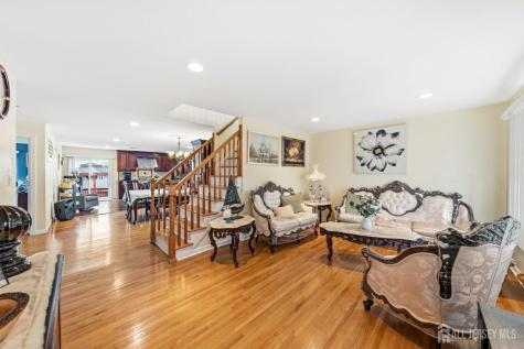 13 W 5th Avenue Linden NJ 07036