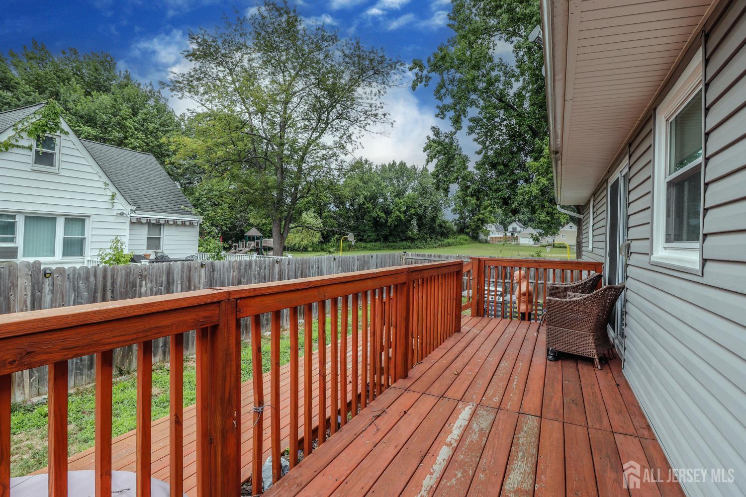 31 Woodview Avenue Fords NJ 08863