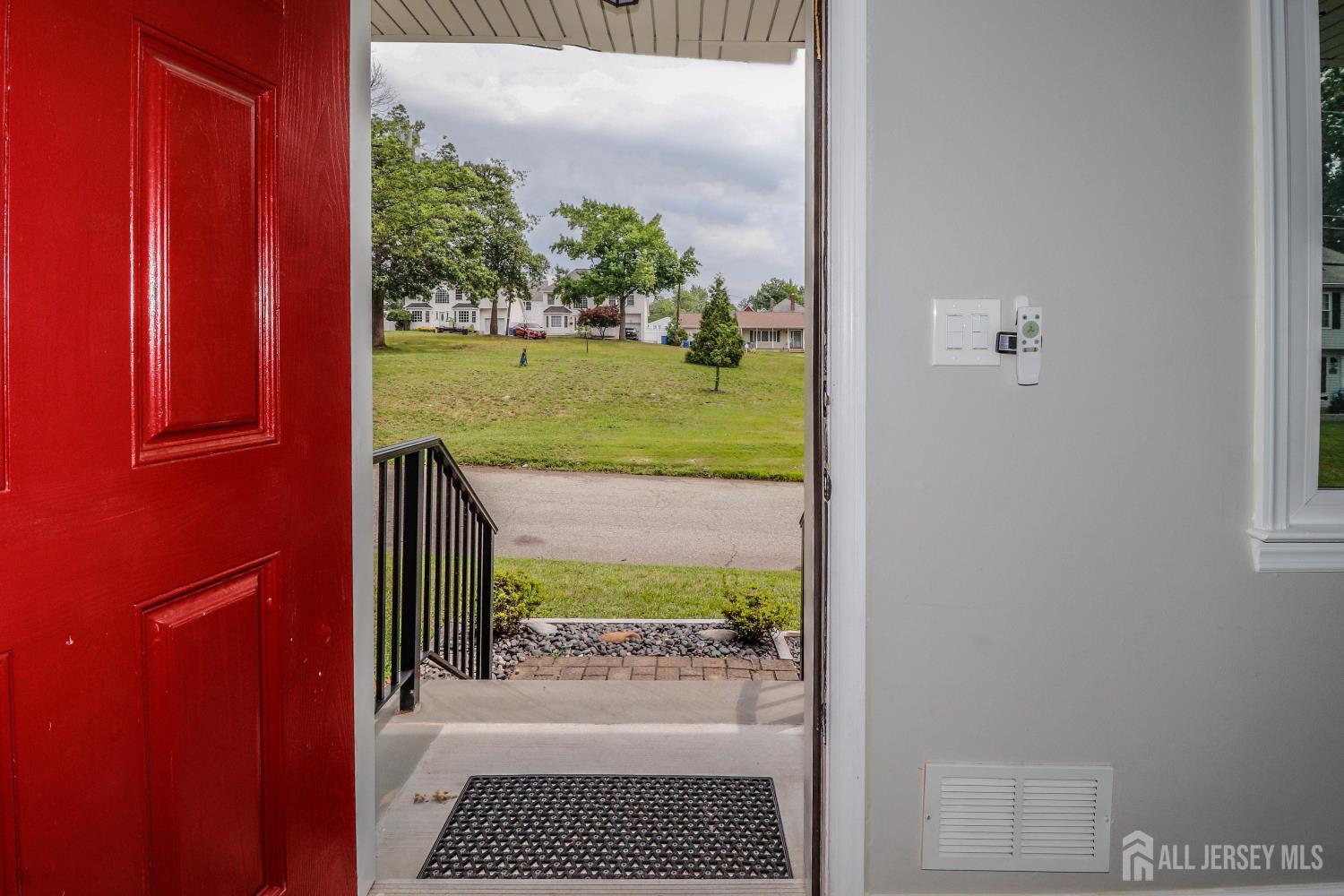 31 Woodview Avenue Fords NJ 08863
