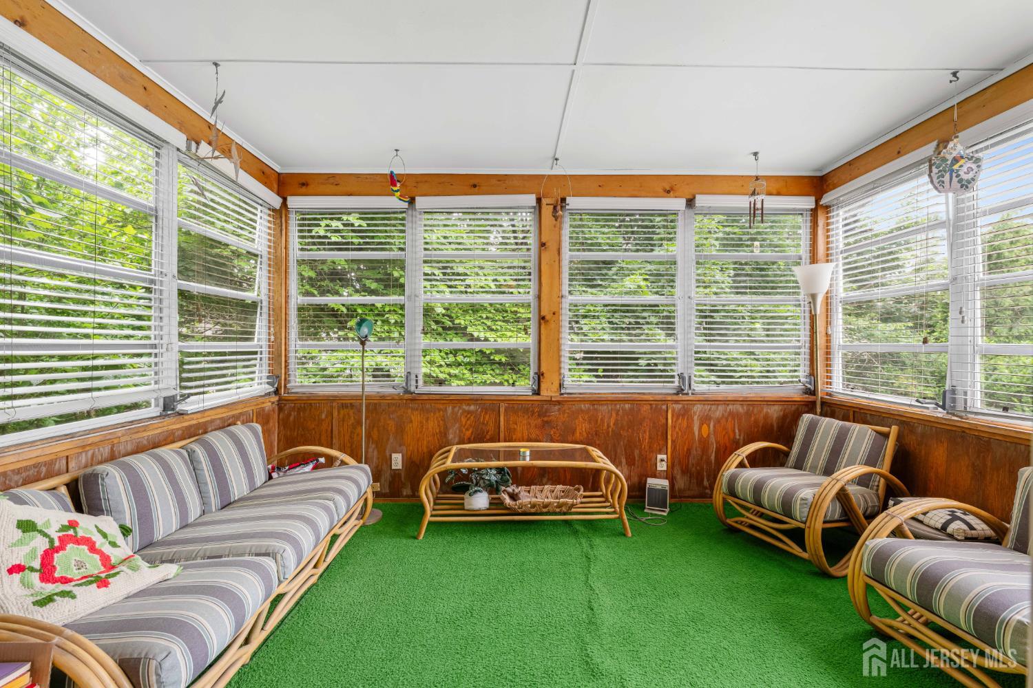348 S 3rd Avenue Highland Park NJ 08904