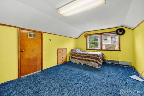 348 S 3rd Avenue Highland Park NJ 08904