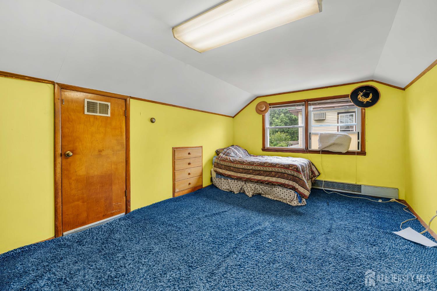 348 S 3rd Avenue Highland Park NJ 08904