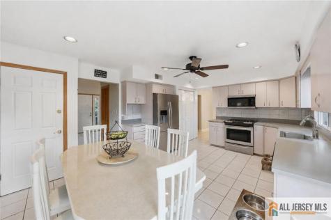 121 W Hill Road Colonia NJ 07067