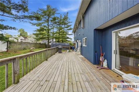 121 W Hill Road Colonia NJ 07067