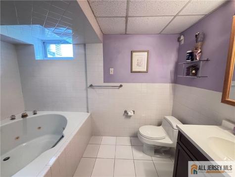 121 W Hill Road Colonia NJ 07067