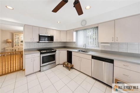 121 W Hill Road Colonia NJ 07067