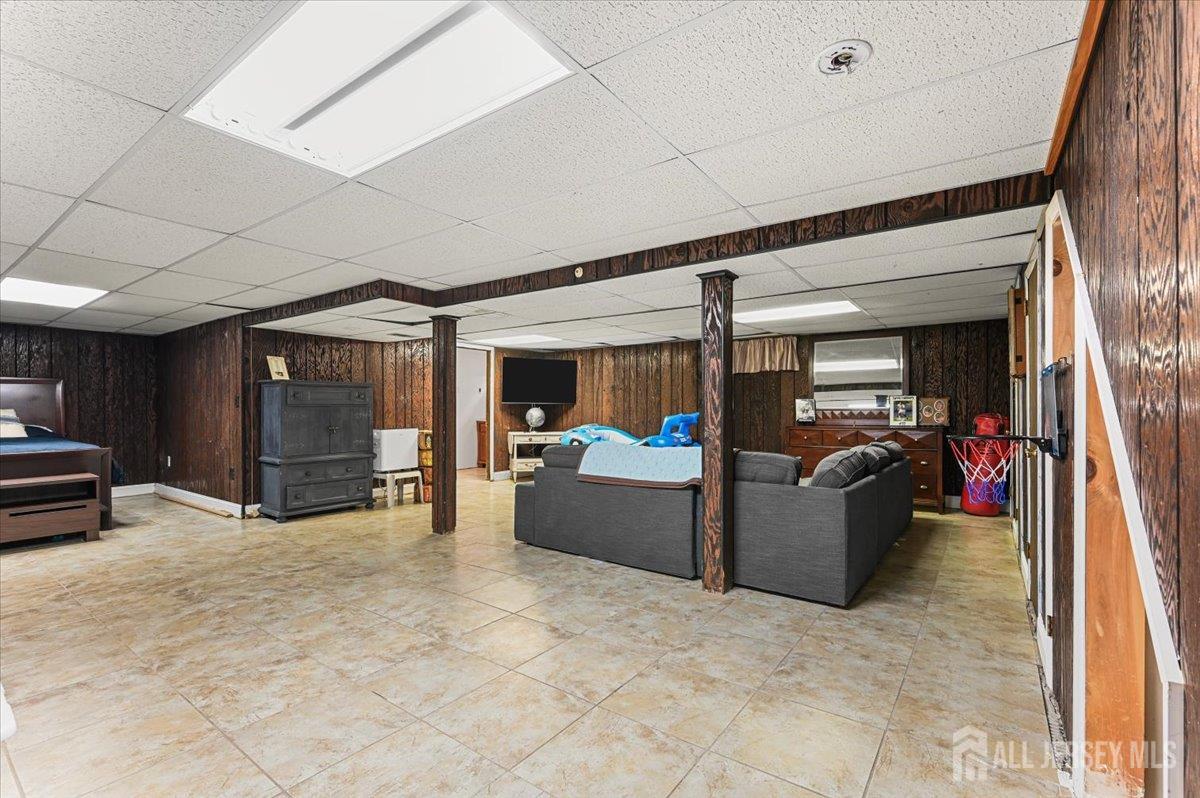 8 Dusko Drive Sayreville NJ 08859
