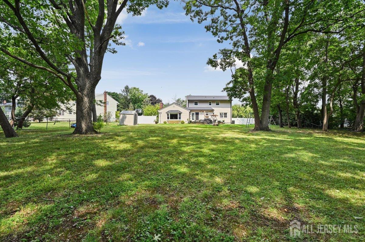 8 Dusko Drive Sayreville NJ 08859