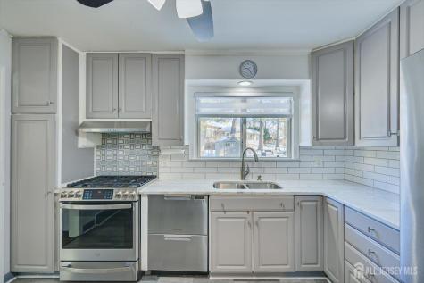 9 Olden Road Edison NJ 08817