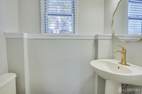 9 Olden Road Edison NJ 08817