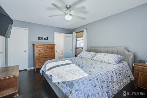 9 Olden Road Edison NJ 08817