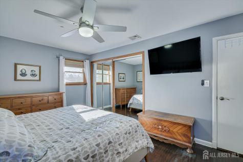 9 Olden Road Edison NJ 08817