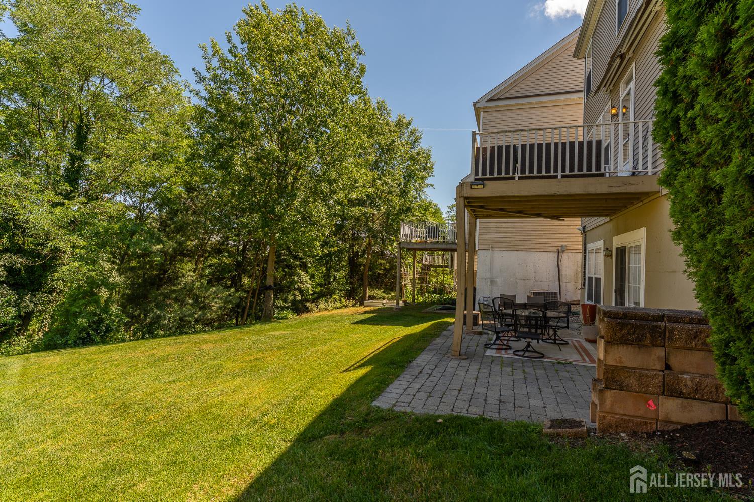 16 Biesiada Court Parlin NJ 08859