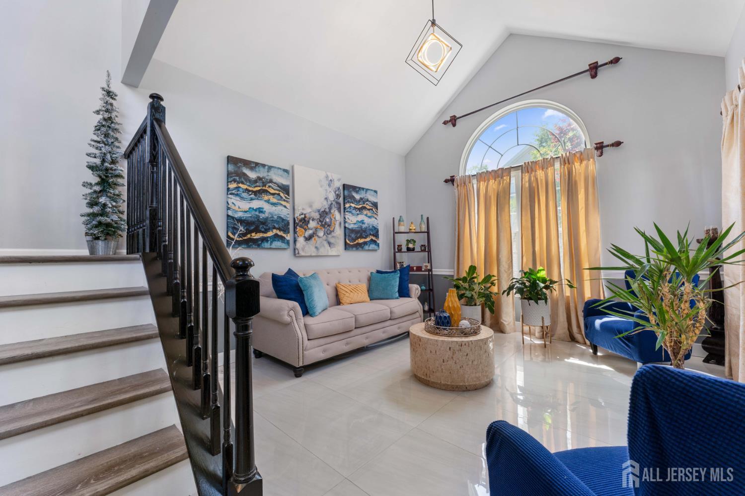 16 Biesiada Court Parlin NJ 08859