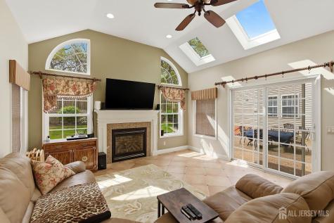 137 Heatherington Court Lacey NJ 08734